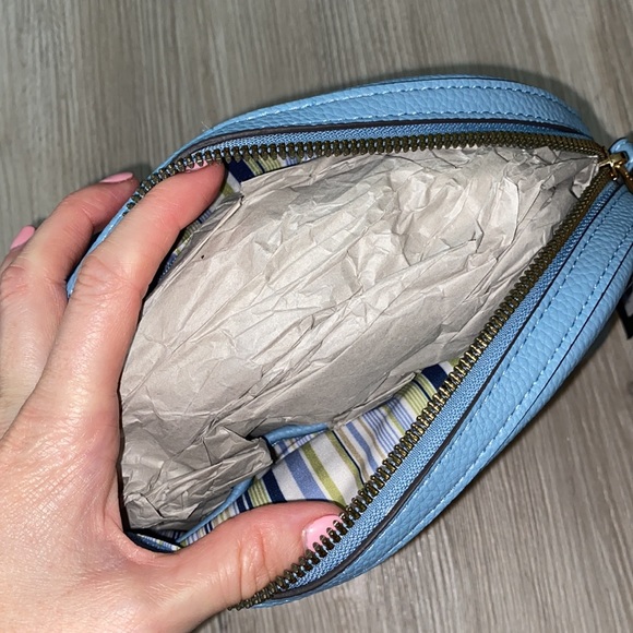 🩵NEW🩵 Nanette Lepore crossbody with bamboo turnlock - Picture 9 of 16